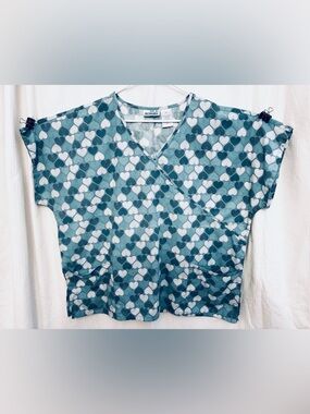 JJT SCRUBS 3X short sleeve pullover scrub/ hearts